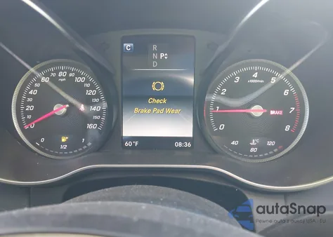 2016 Mercedes-Benz C 300 z USA, uszkodzony, nr VIN 55SWF4JB4GU172770